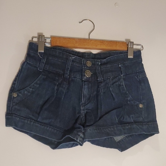 Classic Blue Denim Women's Jean Shorts - Picture 1 of 8